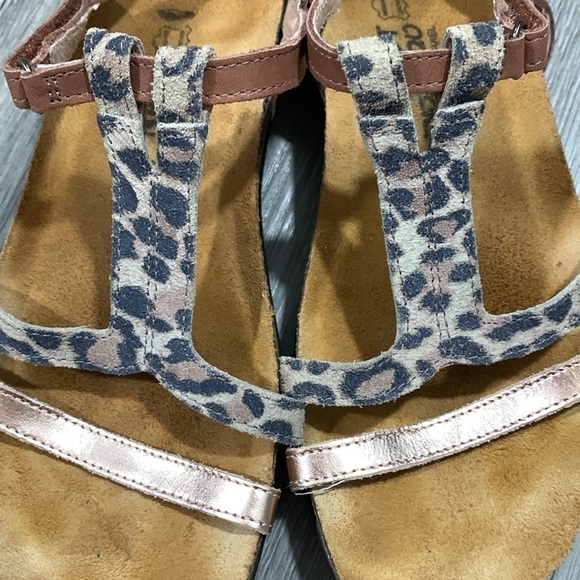 NAOT Judith Strappy Animal Print Metallic Adjustable Strap Sandals size 7 - Picture 4 of 9